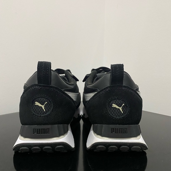 Brand new puma future rider size 9 - Picture 3 of 4